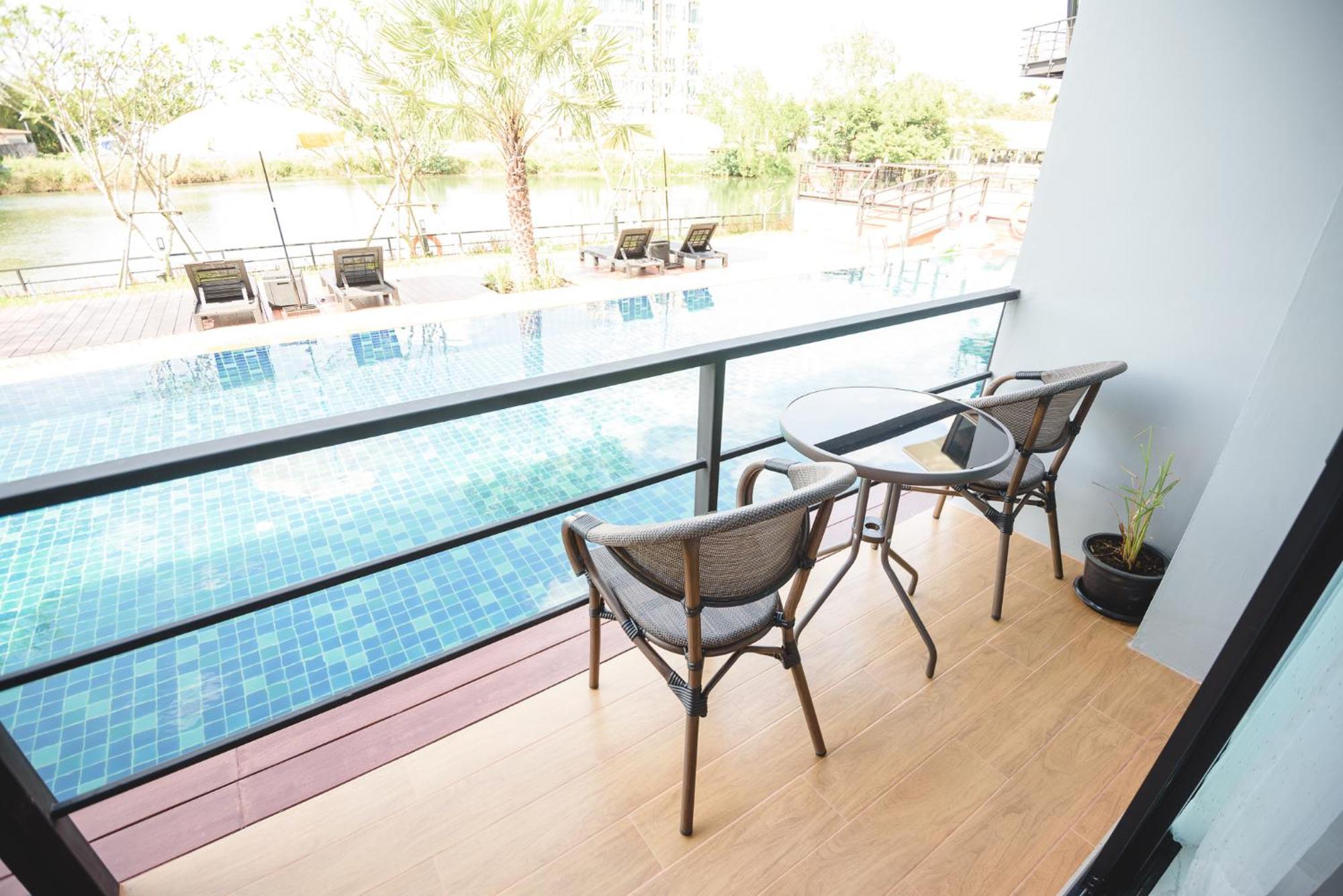 Phuengluang Riverside Hotel Chanthaburi Exterior foto