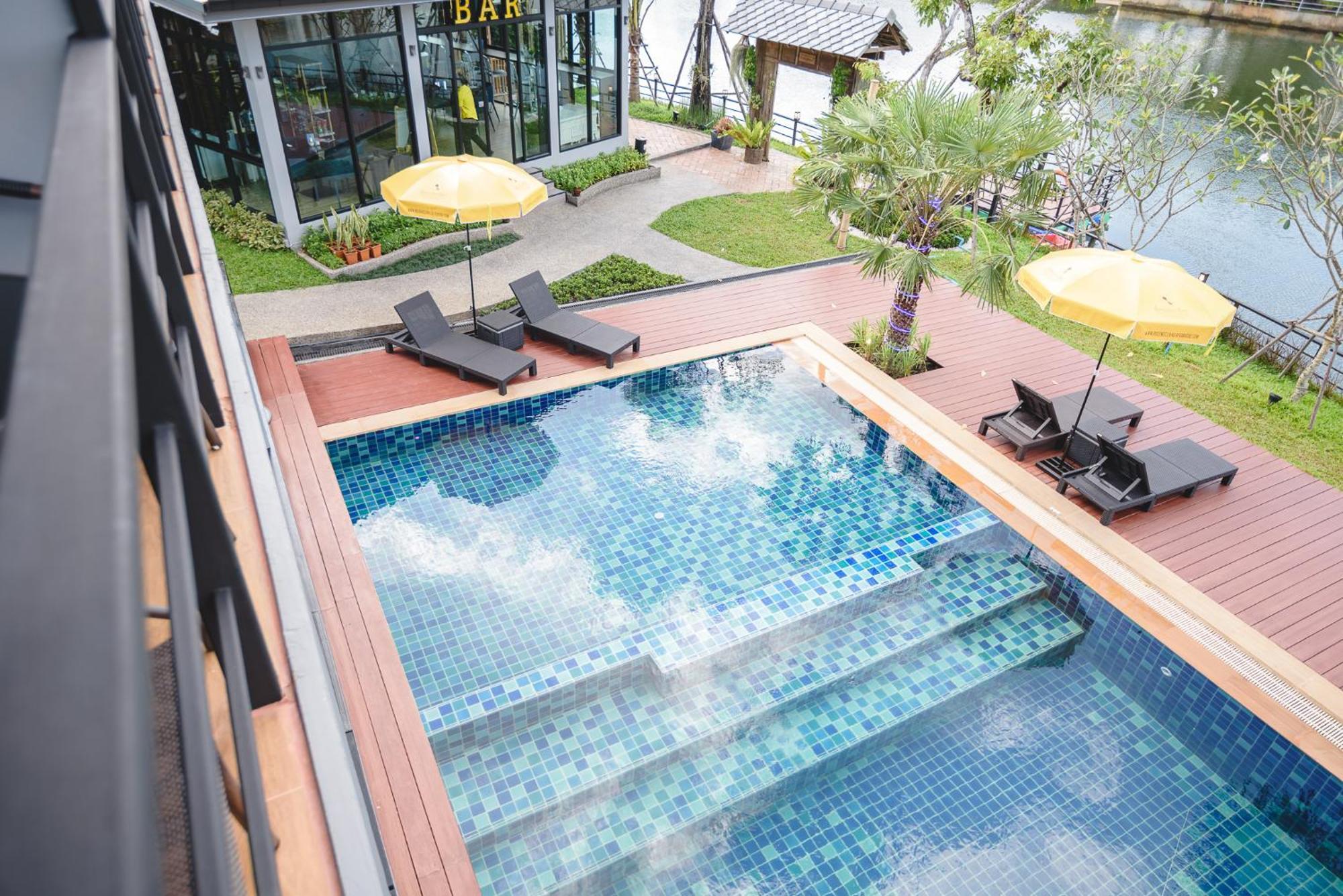 Phuengluang Riverside Hotel Chanthaburi Exterior foto